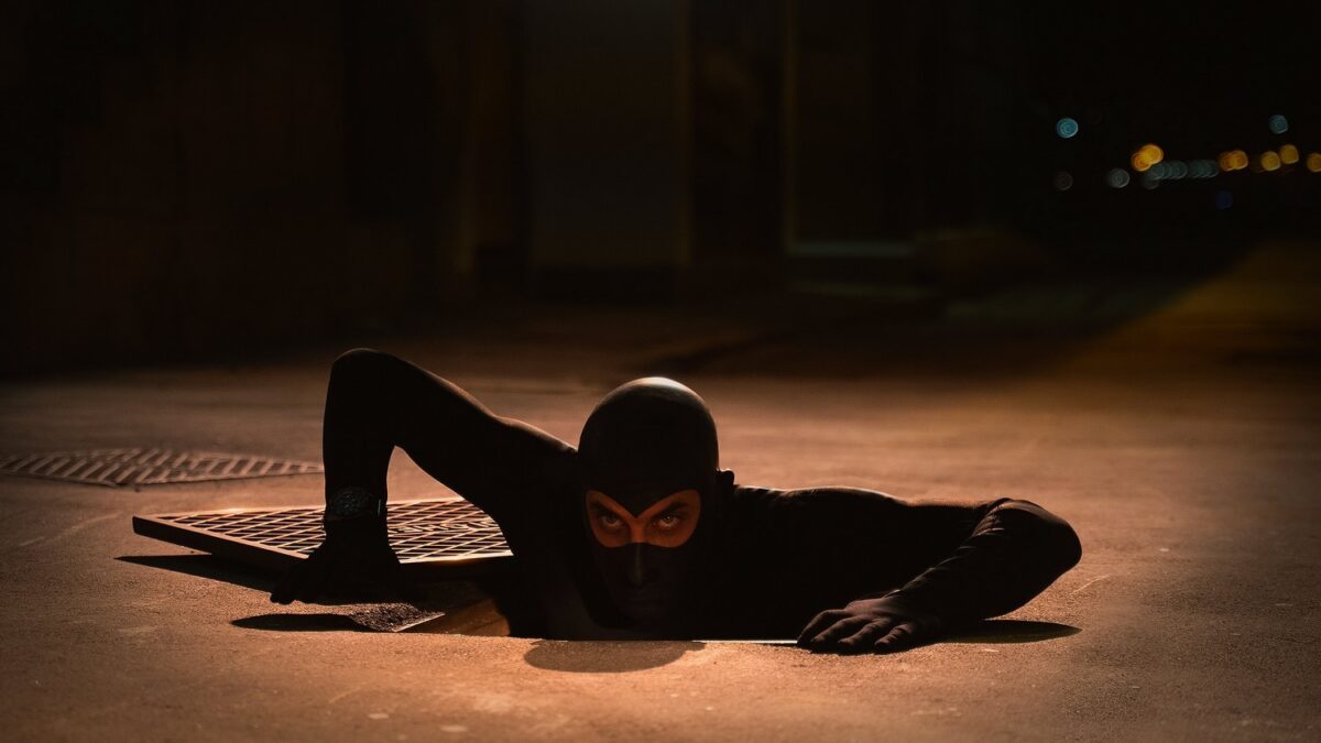 Diabolik: trailer e nuova data di uscita del film dei Manetti Bros.