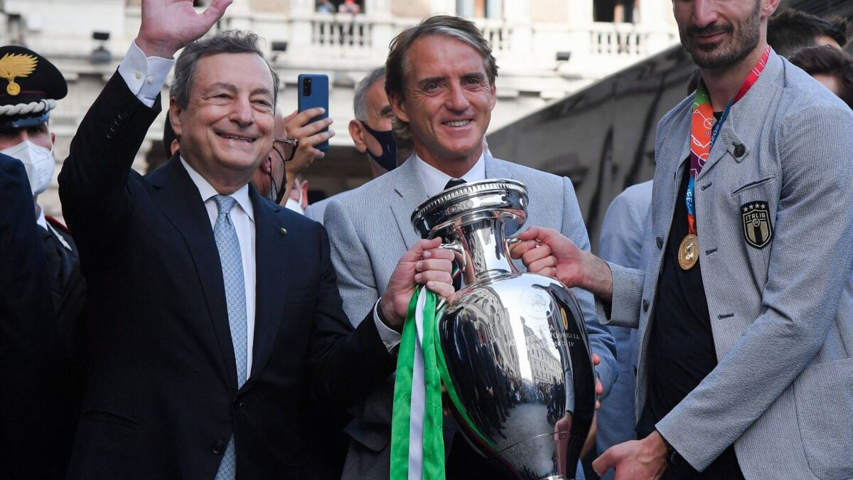 Notte azzurra la vittoria stasera su Rai1, ecco gli ospiti