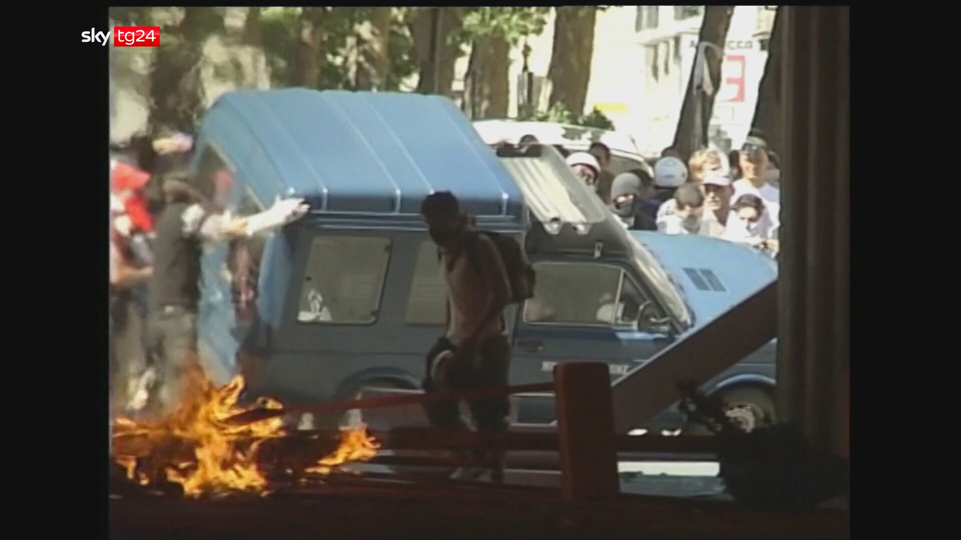 La sottile zona rossa – Il G8 di Genova vent’anni dopo su Sky Documentaries