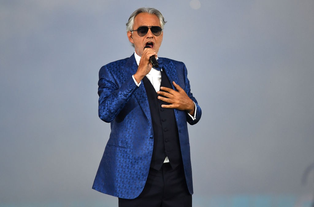 “Dal Circo Massimo, Andrea Bocelli!”, stasera Milly Carlucci racconta la serata evento e il concerto, su Rai 3, dalle 21