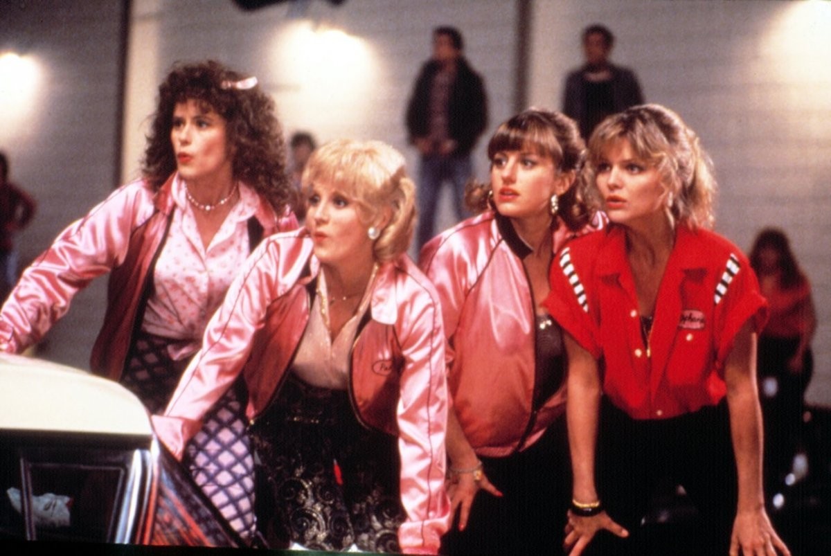 Anche Grease cede al fascino delle serie tv: ecco Rise of the Pink Ladies, il prequel per Paramount+