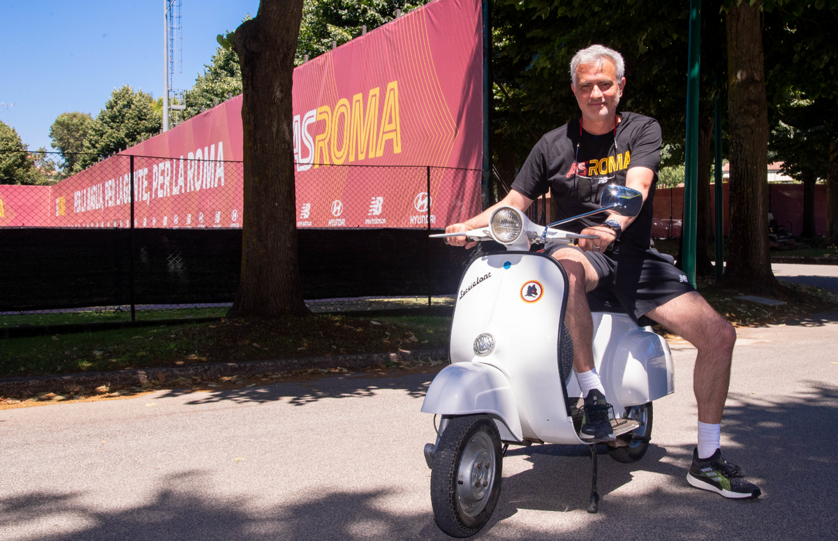 Mourinho nuovo allenatore della Roma, la conferenza stampa in diretta tv