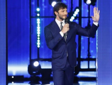 Stefano De Martino: “Maria De Filippi? Perfezionista, vera e naturale”
