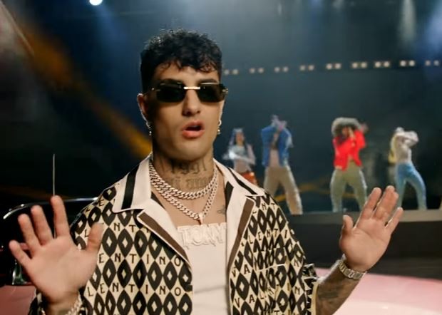 Effe, Tony Effe: ascolta la canzone (testo e video)