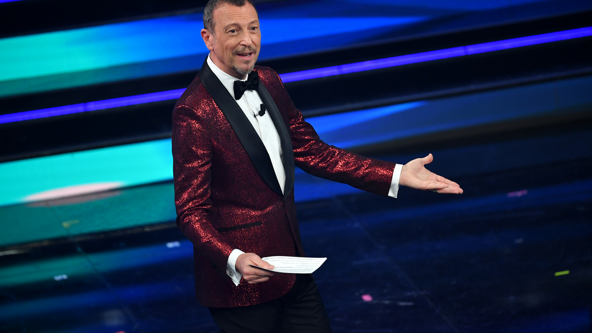 Sanremo 2022, ecco a che ora finiranno le cinque serate (in teoria)