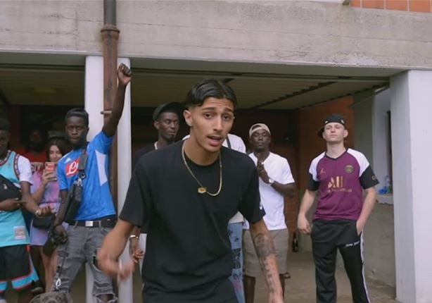 Alcott, Zara, Bershka, Baby Gang: ascolta la canzone (testo, significato e video)