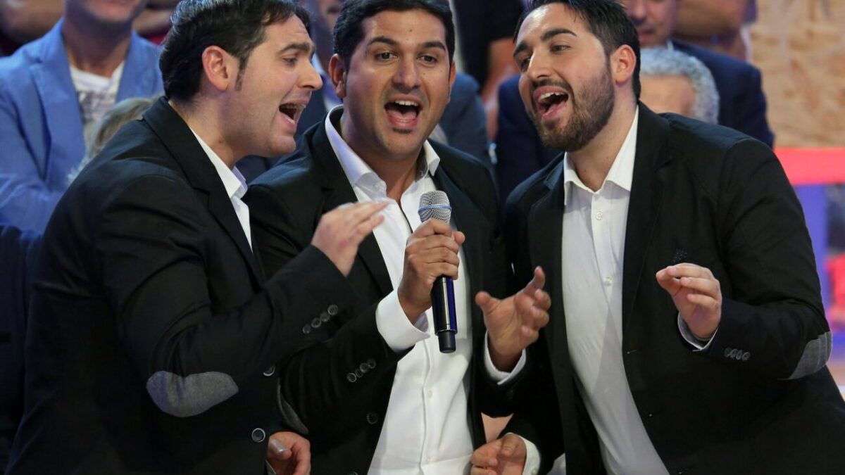 Only Fun – Comico Show 3, i Gemelli di Guidonia a TvBlog: “Giocheremo con i cantanti immaginati in diverse situazioni. Fiorello? Lo sentiamo sempre”