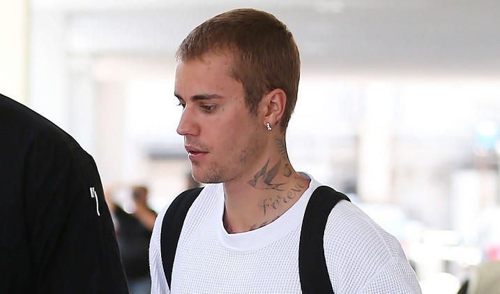 Justin Bieber tra le polemiche: apprezza l’album di Morgan Wallen ed è ‘costretto’ a chiedere scusa