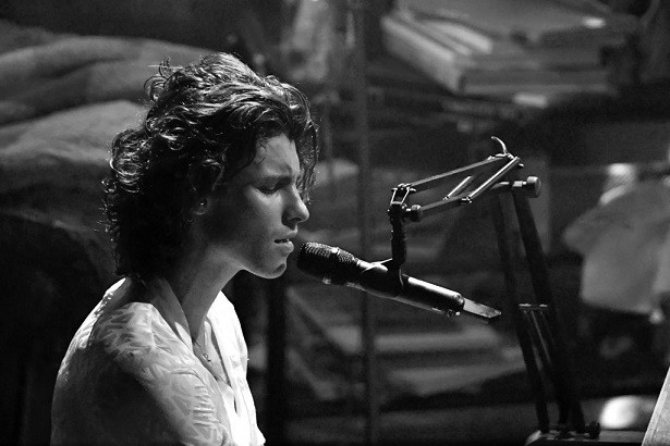 Summer of love, Shawn Mendes e Tainy: amore e passione irrefrenabili nel nuovo singolo