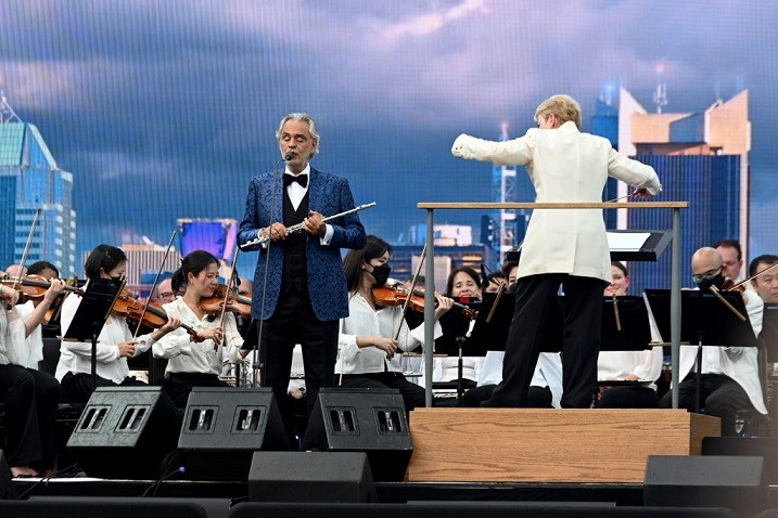 We love NYC Andrea Bocelli