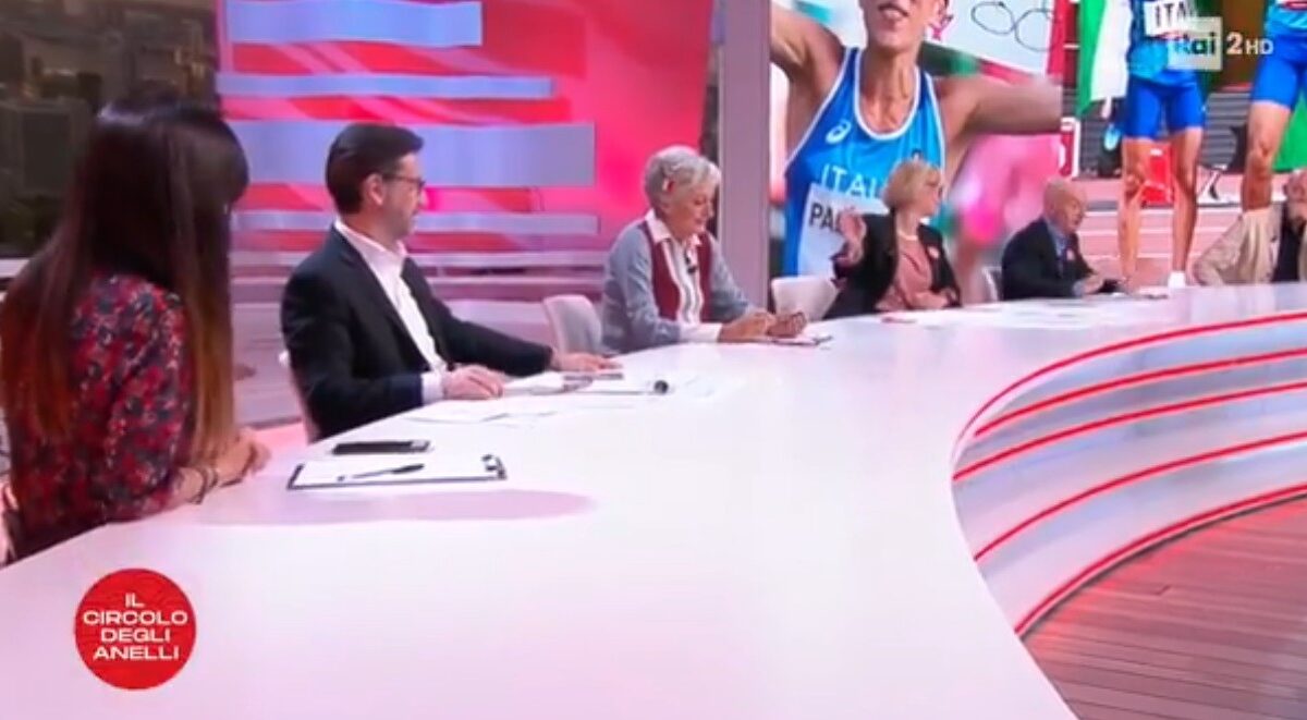 Il circolo degli anelli sotto l’albero su Rai2, ecco la data di messa in onda