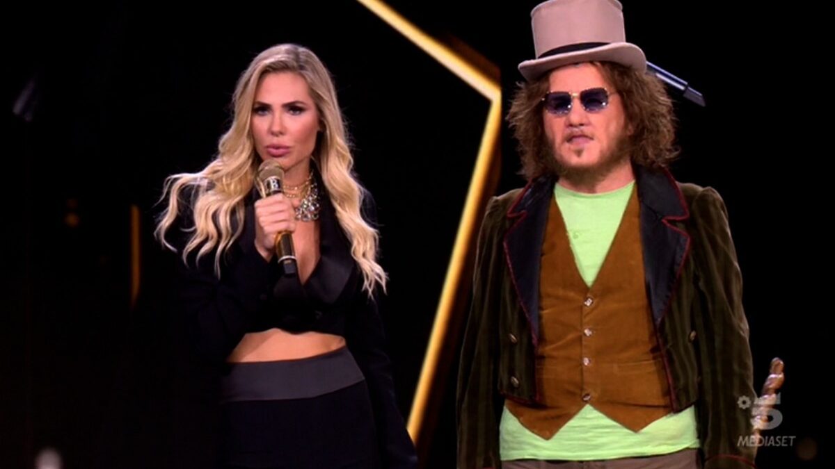 Star in the star è il Tale e quale show di plastica di Canale 5