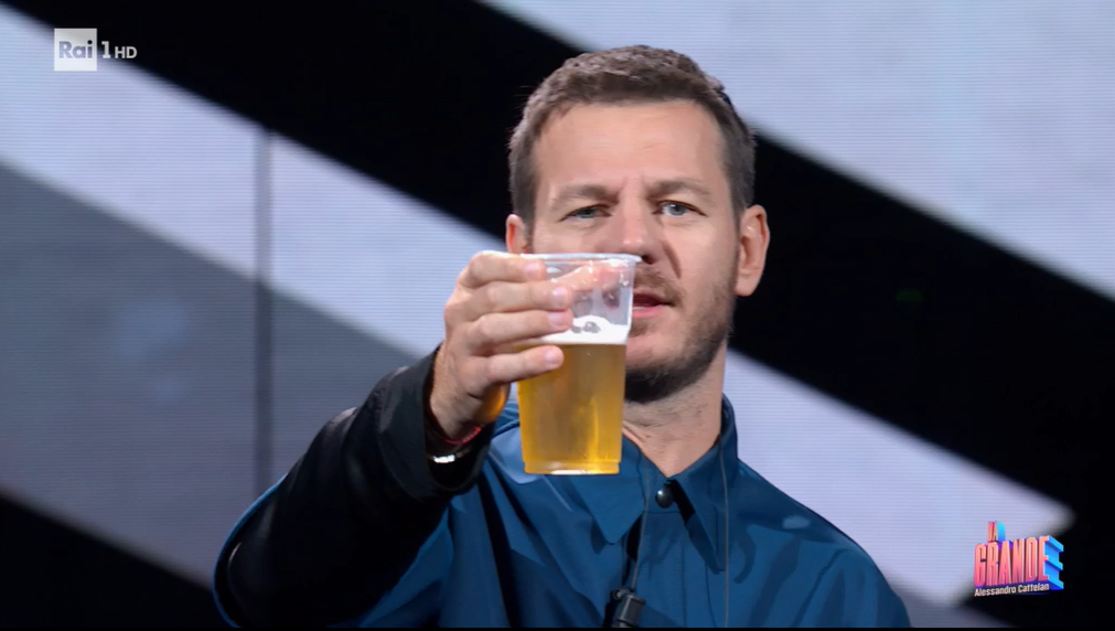 Da Grande, Cattelan risponde alle critiche: “E’ solo aria”