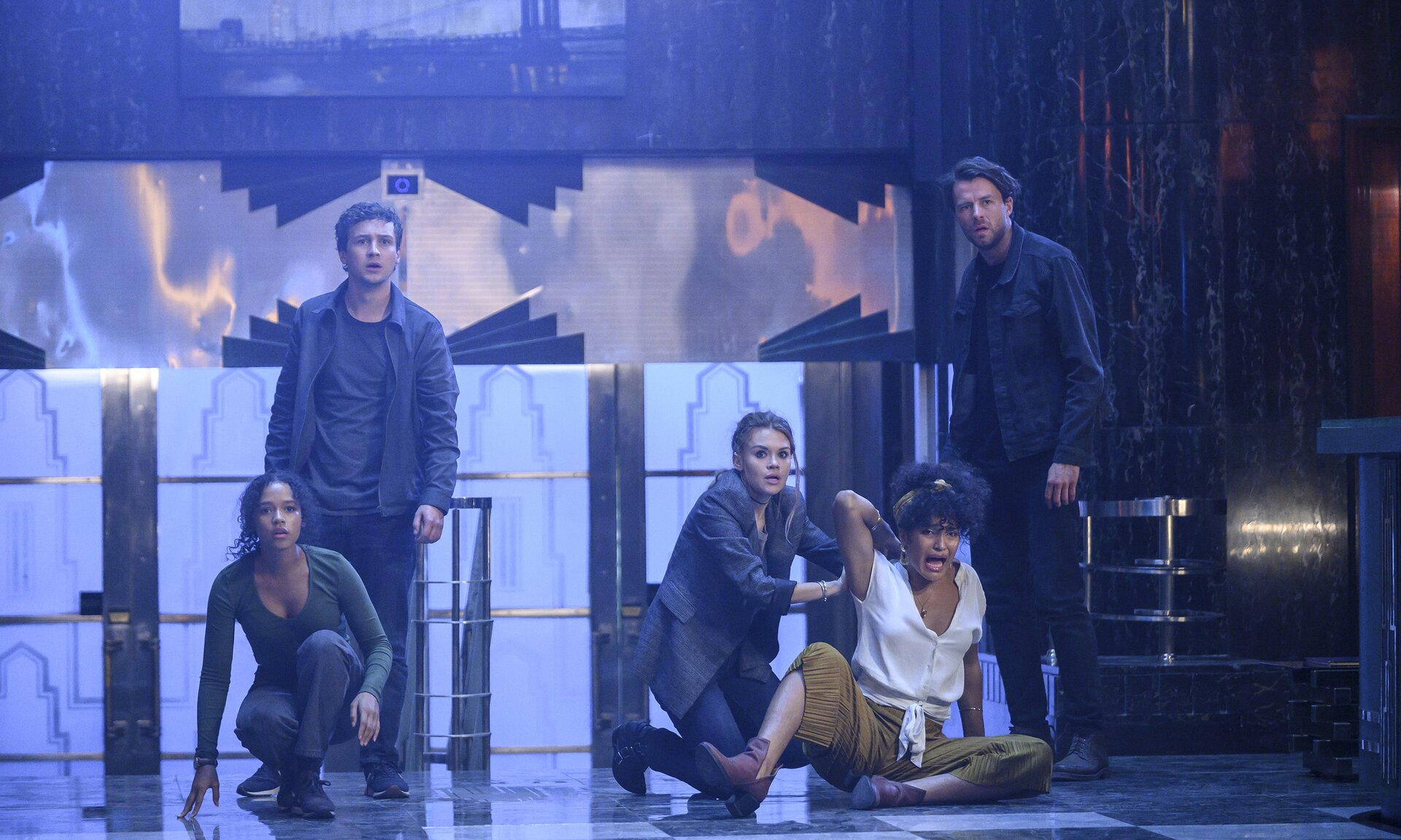 Escape Room 2: foto e poster del sequel “Gioco Mortale”