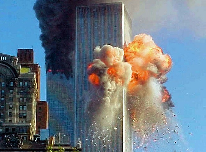 11 settembre 2001, vent’anni dopo: 10 canzoni che parlano dell’attentato alle Torri Gemelle a New York
