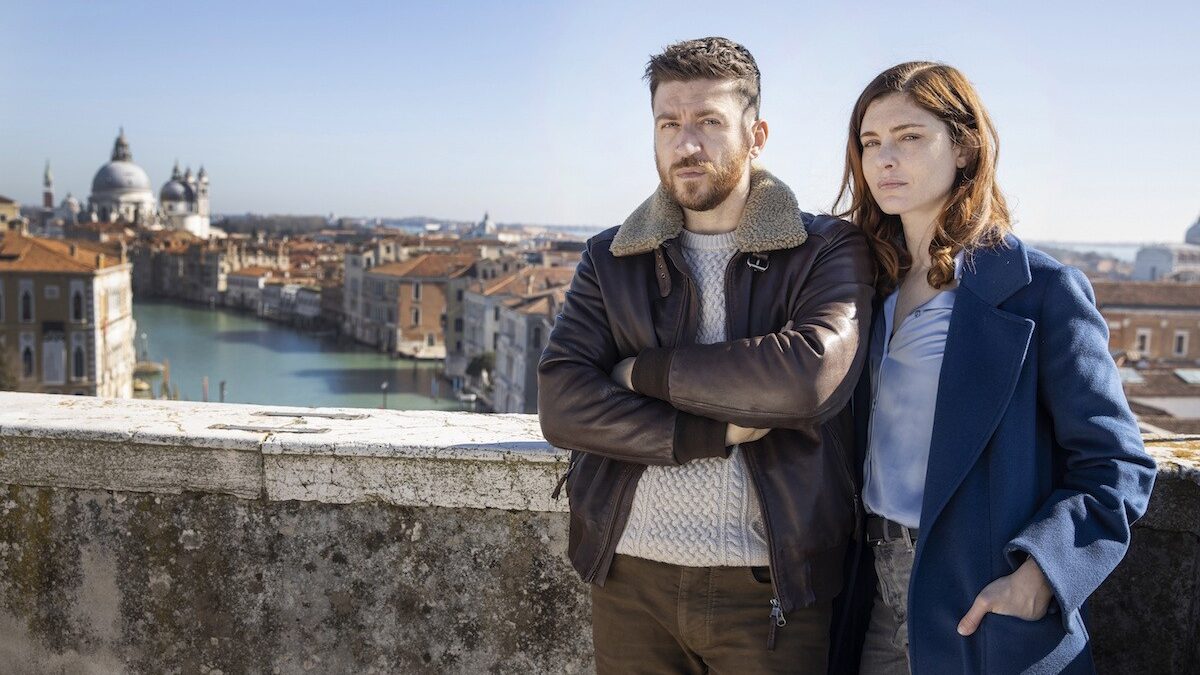 Non mi lasciare, a Vittoria Puccini il compito di portare il tema dei pericoli del web su Raiuno