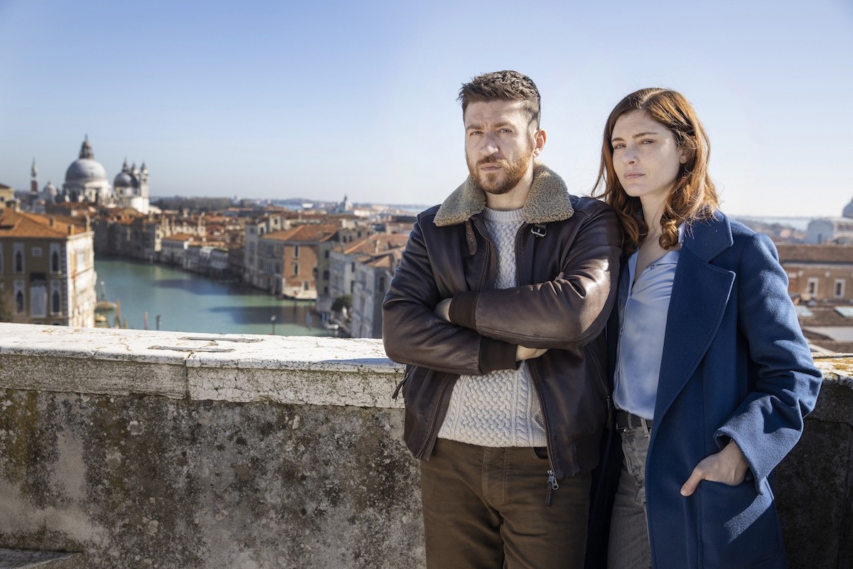 Non mi lasciare, a Vittoria Puccini il compito di portare il tema dei pericoli del web su Raiuno