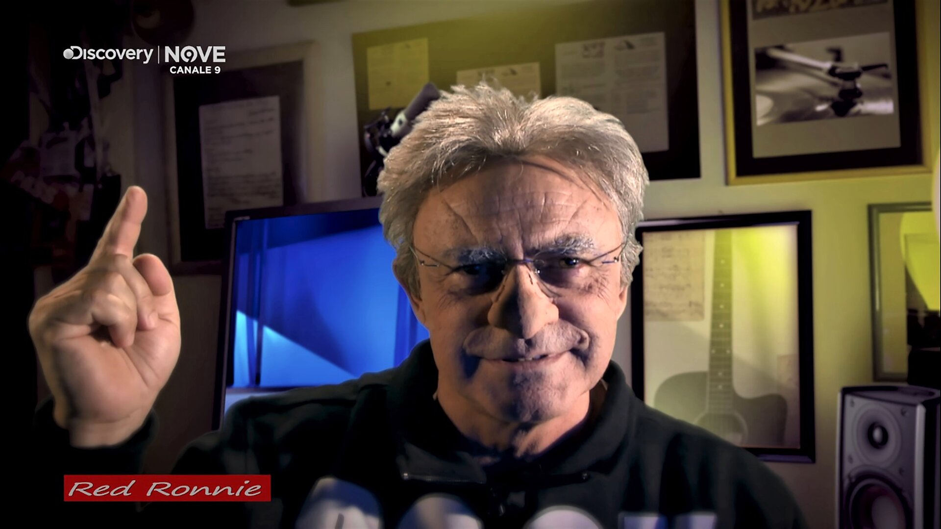 Fratelli di Crozza 2021-22: Maurizio Crozza in Red Ronnie
