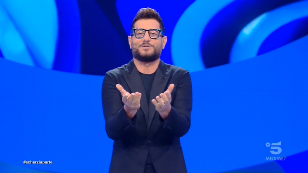 Scherzi a Parte: un tuffo nel passato, con tutto il peggio della tv attuale