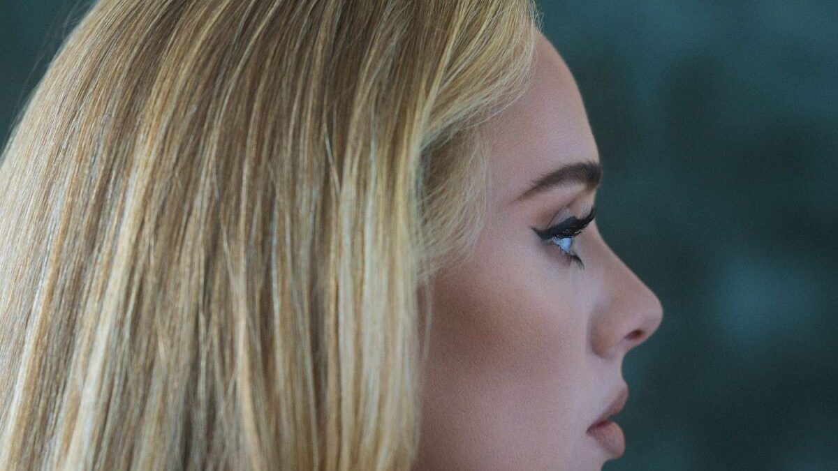 Adele, 30: recensioni del nuovo album, ecco il parere e le opinioni della critica