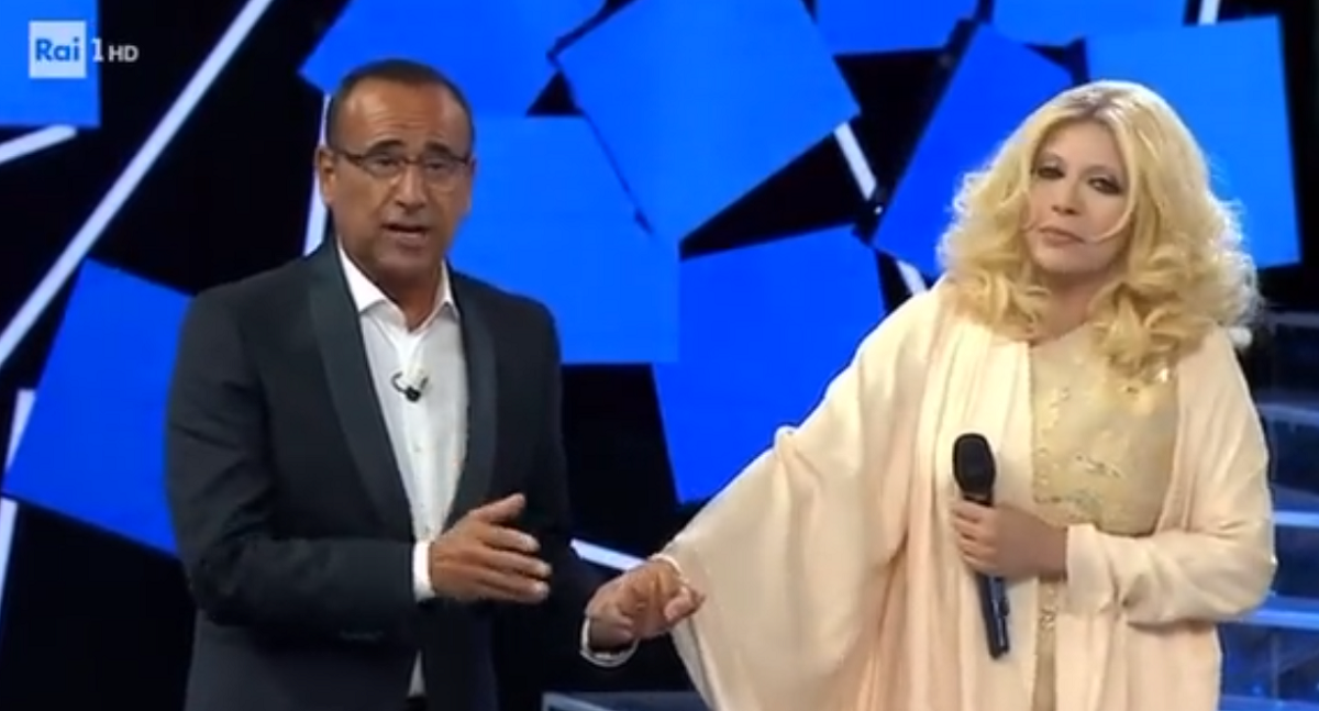 Tale e Quale Show, Deborah Johnson è Dori Ghezzi. Carlo Conti: “Speriamo non ci accusino di whiteface”