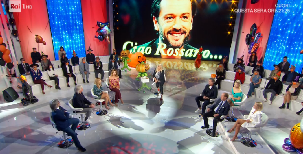 Domenica In, Mara Venier ricorda Rossano Rubicondi: “Morto da solo a casa sua”