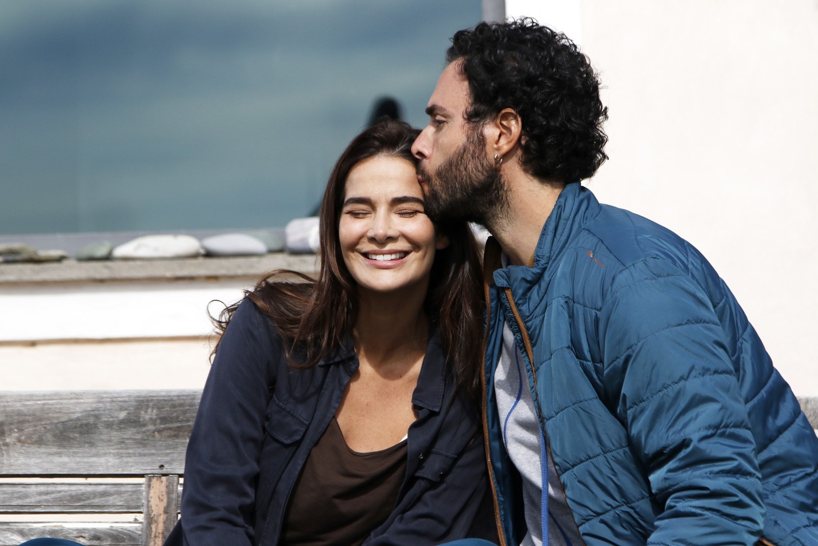 Notti in bianco, baci a colazione: foto e poster del film di Francesco Mandelli