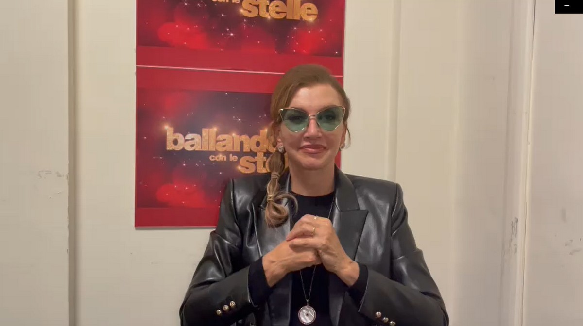 Ballando con le stelle, Milly Carlucci: “Per privacy non possiamo sapere chi è vaccinato o no” (VIDEO)