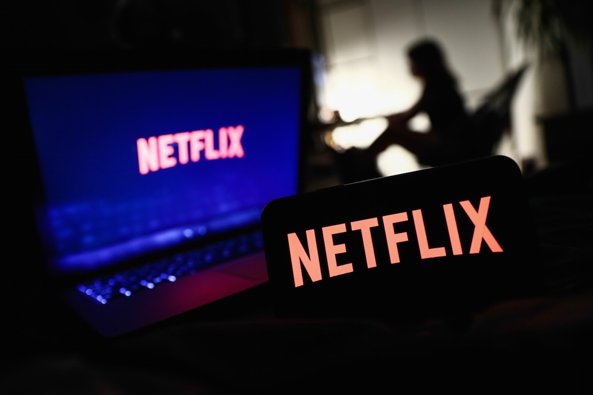 Netflix, il piano base con pubblicità è disponibile in Italia. Come funziona e cosa manca