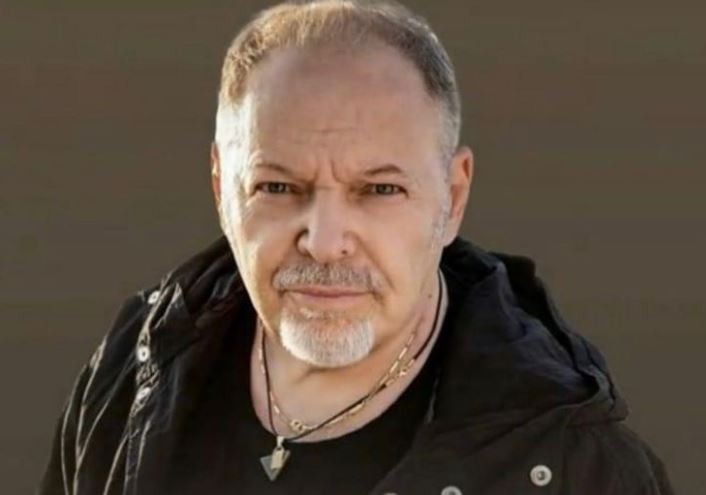 L’amore L’amore, Vasco Rossi: ascolta la canzone (testo e audio)