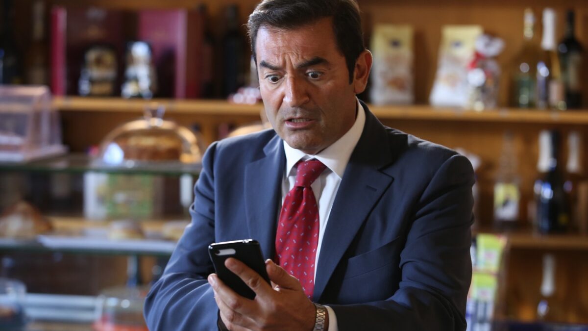 Stasera in tv: “Appena un minuto” su Rai 1