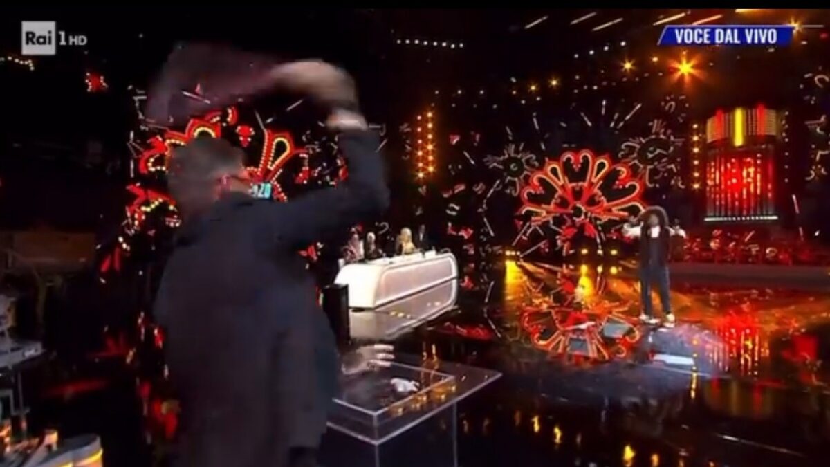 Tale e Quale Show, Biagio Izzo e il rischio della ‘Cirilliade’