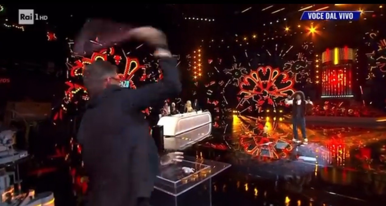 Tale e Quale Show, Biagio Izzo e il rischio della ‘Cirilliade’
