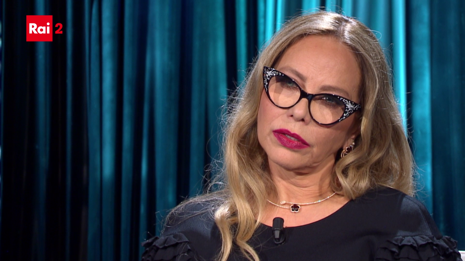Ornella Muti a Ti sento: “Hanno scritto anche cose terribili su di me. Celentano? Non mi piace parlarne”