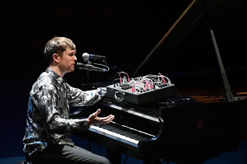 Limit to your love, James Blake: traduzione e testo (ascolta la canzone)
