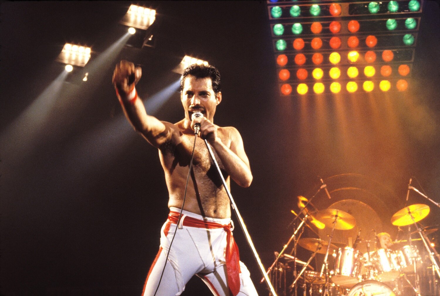 23 novembre, Accadde oggi, Almanacco di Musica: nasce Miley Cyrus, Queen primi con ‘Bohemian Rhapsody’