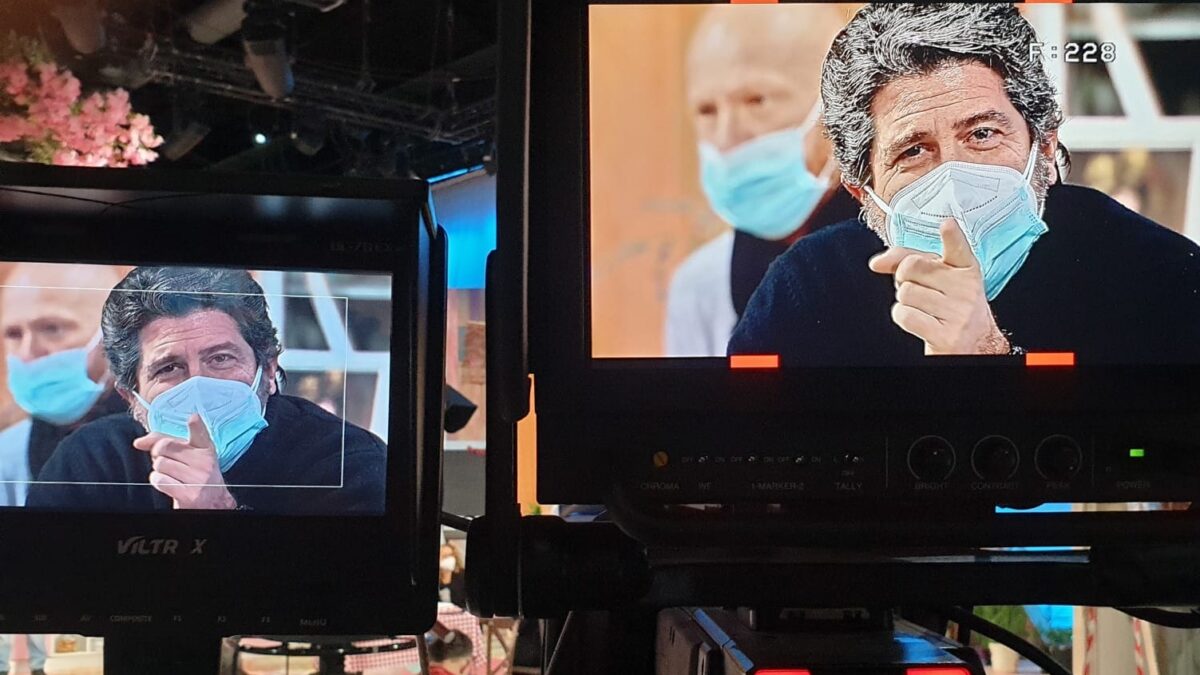 Luca Parenti: “Gli autori in tv immaginano delle dinamiche, non le costruiscono. La controprogrammazione? È fondamentale”