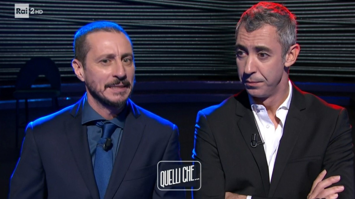 Quelli che… vanno in onda senza pretesto. Un programma che è tutto e niente allo stesso tempo