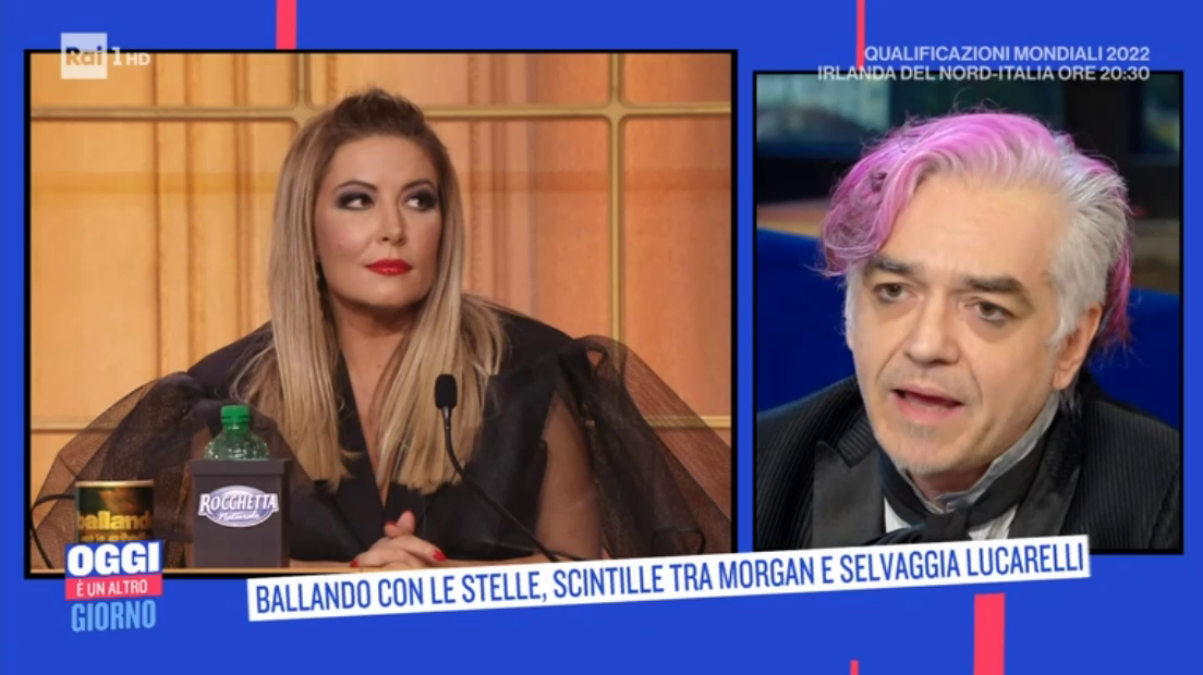 Ballando con le stelle, Morgan querela Selvaggia Lucarelli: “Sbagliato mettere piedi in testa”