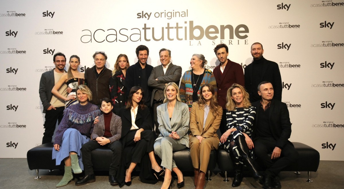 A Casa Tutti Bene – La Serie: la conferenza stampa. La seconda stagione è già in preparazione
