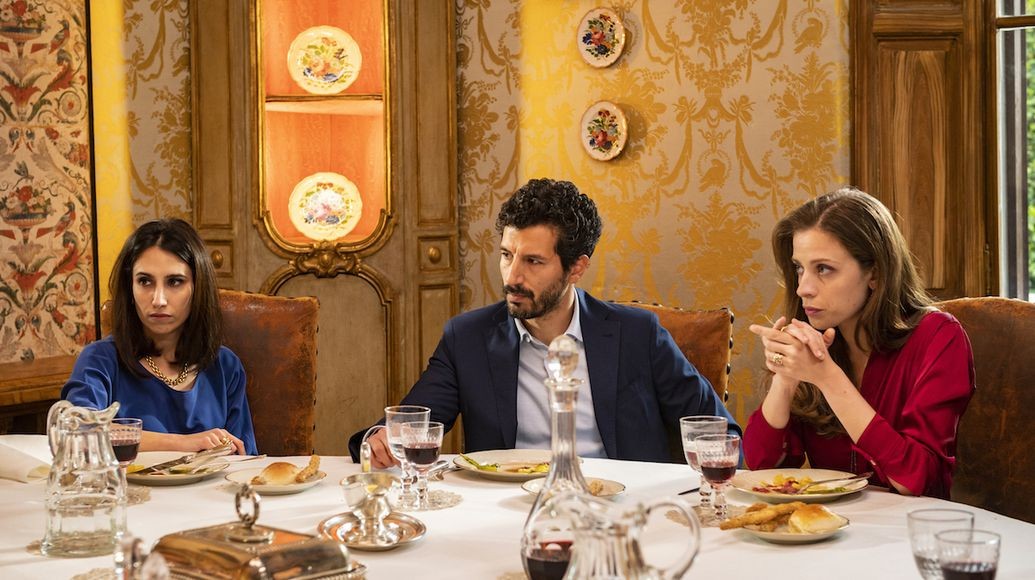 A casa tutti bene, Jovanotti canta la sigla della serie tv Sky diretta da Gabriele Muccino