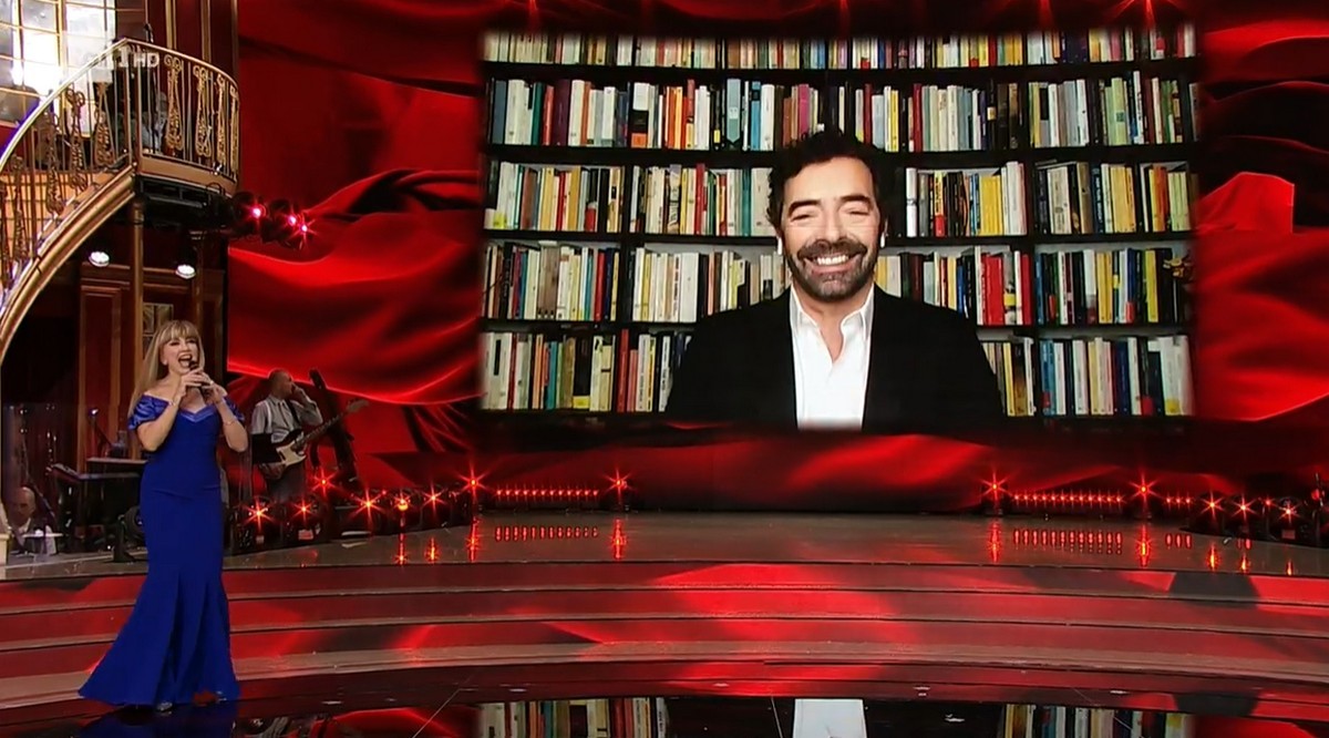 Ballando con le Stelle, la finale segnata dal COVID: Alberto Matano e il regista Luca Alcini in quarantena