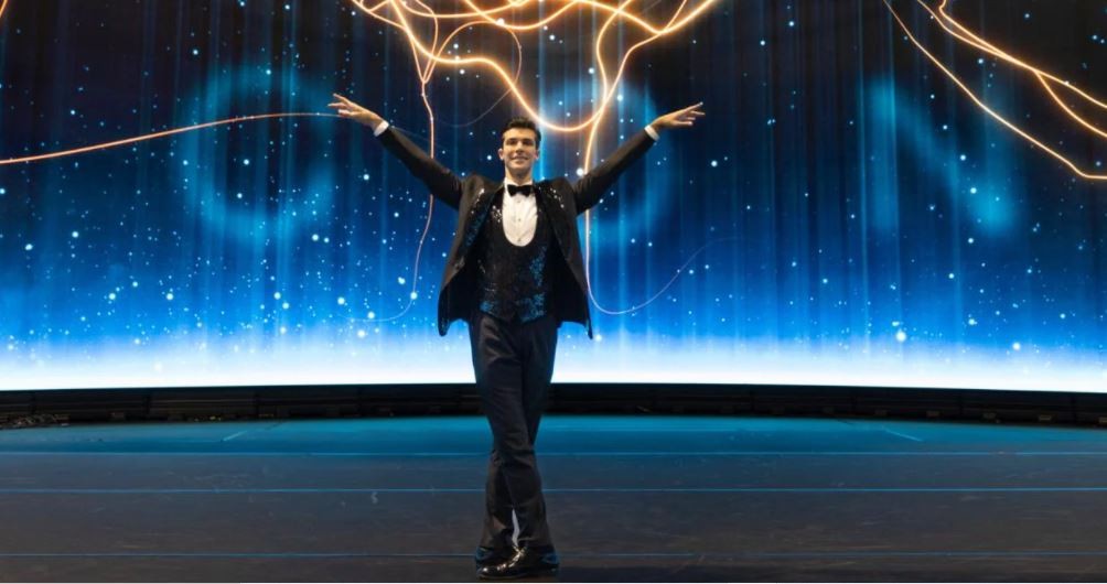 Danza con me 2022, 1 gennaio su Rai 1: Ornella Vanoni, Colapesce e Dimartino tra gli ospiti di Roberto Bolle