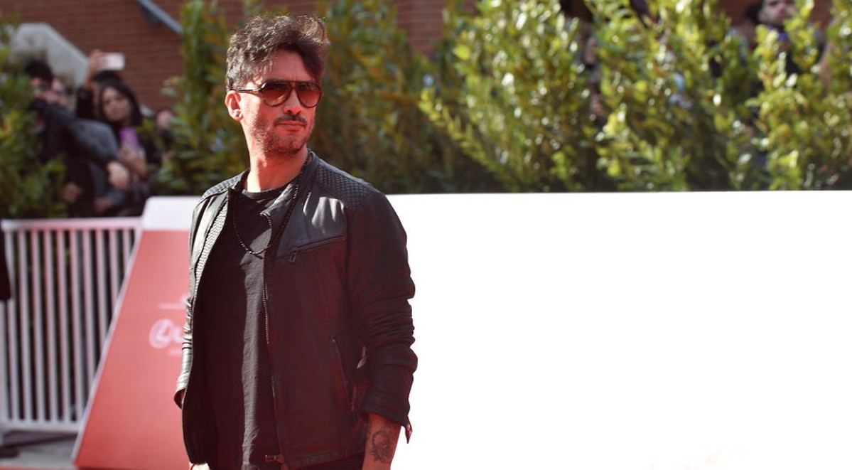 Fabrizio Moro partecipa a Sanremo 2022 con Sei tu