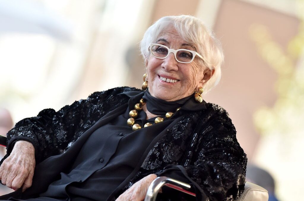È morta Lina Wertmuller, protagonista del cinema italiano: aveva 93 anni
