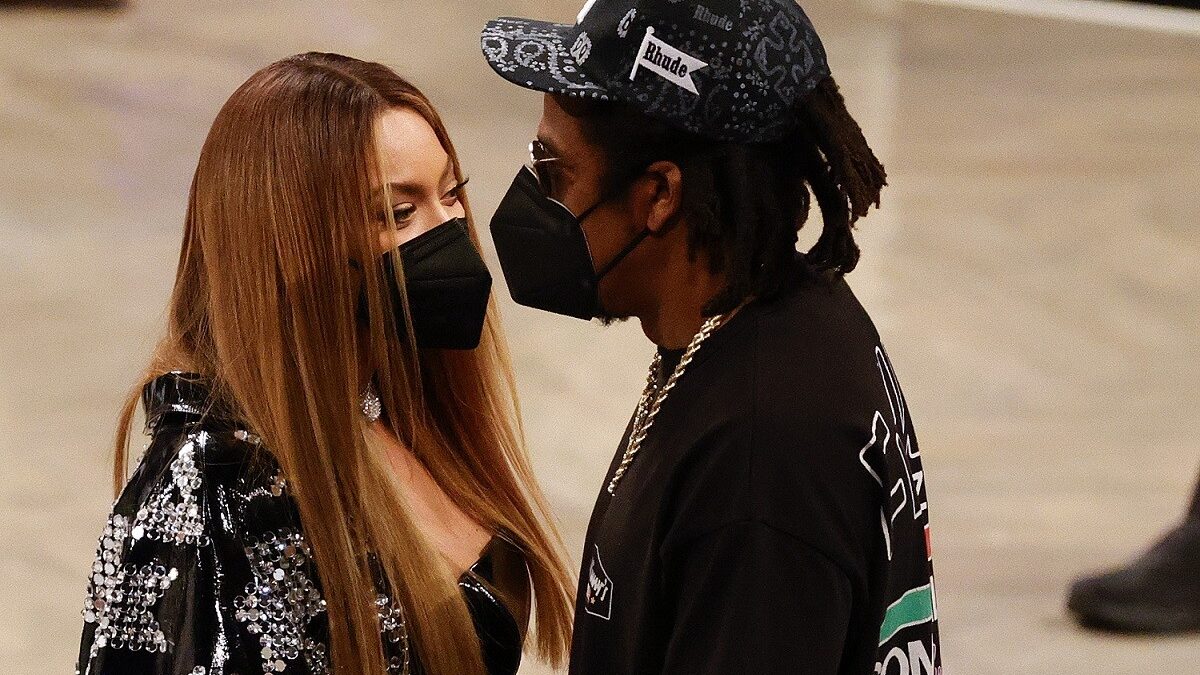 Jay-Z paragona Beyoncé a Michael Jackson: “Se non lo è già, sarà assolutamente allo stesso livello”