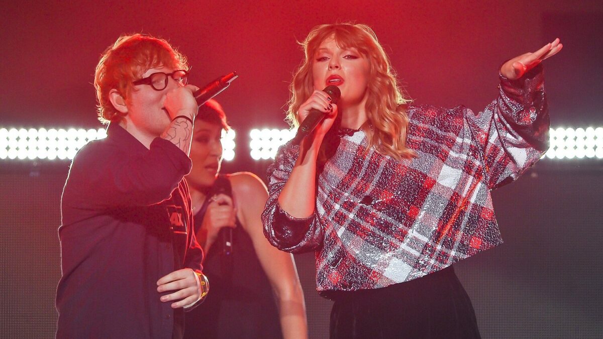 Ed Sheeran e Taylor Swift, duetto in uscita all’inizio del 2022: ecco in quale canzone