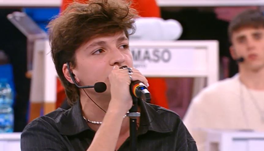 Partirò da zero, Luigi: ascolta il brano del cantante di Amici 2021 (testo e video)