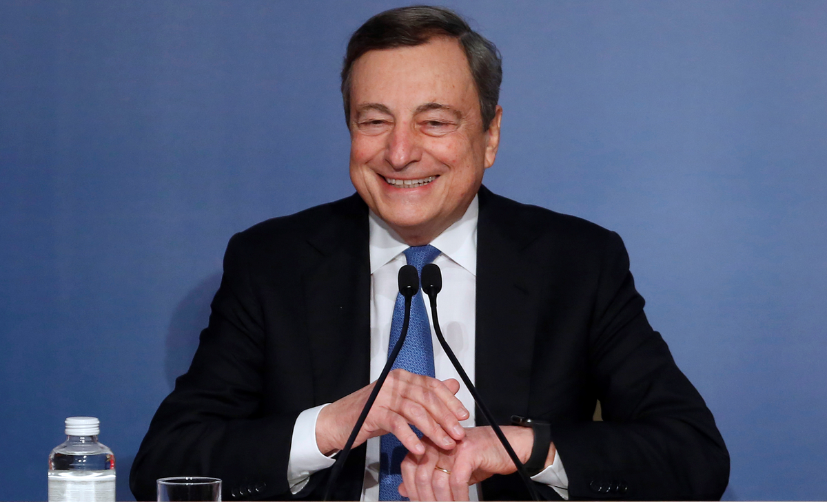 L’ondata di contagi Covid, le nuove misure del governo e il silenzio di Mario Draghi