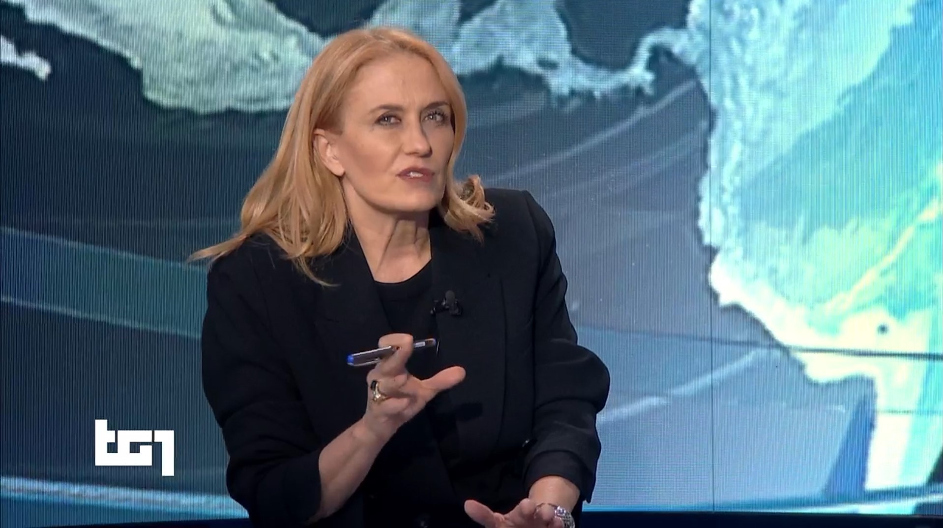Monica Maggioni presenta il suo nuovo Tg1: “Non c’è più il “pastone” politico. Il tg deve crescere anche fuori dalla mezz’ora su Rai 1″